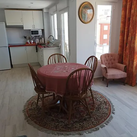 Apartamento El Mercat Apartment *